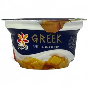 יוגורט בסגנון יווני עם מנגו