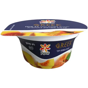 יוגורט בסגנון יווני עם אפרסק